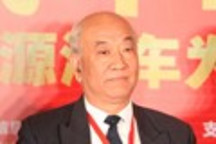 季恒寬：中國(guó)電動(dòng)汽車發(fā)展應(yīng)推廣移動(dòng)換電模式