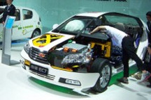 賈新光：自主品牌汽車任重道遠