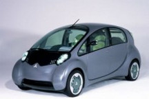 媒體評(píng)說：電動(dòng)汽車“技術(shù)領(lǐng)跑”不容忽視