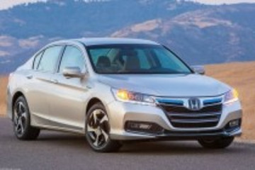 雅阁插电式混合动力车 过于“内向”