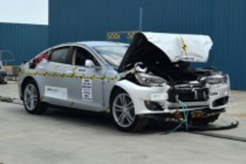 特斯拉Model S碰撞测试获全五星评级