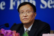 张国宝：发展电动汽车先要突破电池技术