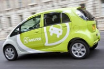 英拟2040年禁用汽柴油车 推广电动车