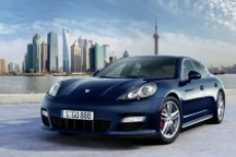 2014保时捷Porsche Panamera插电混动宣传片