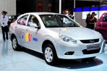 新能源汽車面臨資金鏈斷裂危險(xiǎn)