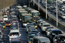 北京机动车政策明年更新 补贴混动车和小排量车