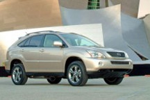 豐田全球召回約20萬輛雷克薩斯混動SUV