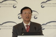 张国宝：新能源车突破难 商业模式需创新