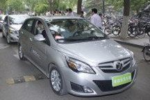 北交大校園建充電樁推廣電動汽車
