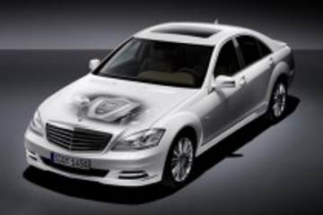 混动车和小型车是减排重拳