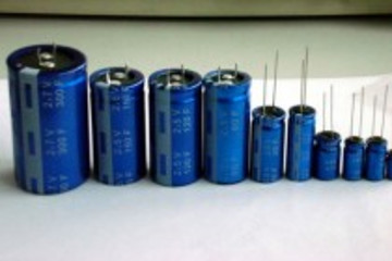阮殿波與超級電容：做新能源車最好中國芯