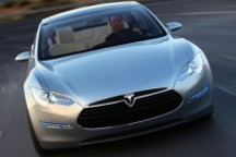 香港试驾最热电动车Tesla 细节或成短板