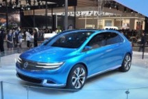 比亞迪嫡系VS比戴混血 E6電動車比騰勢差嗎？