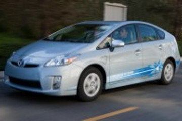 【新能源汽车嘉年华】参展车型 丰田普锐斯插电式混合动力车