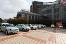 上海交大迎新能源汽車嘉年華 將推分時租賃