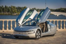 德國大眾XL1亮相電動汽車科技創(chuàng)新論壇