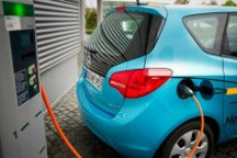 新能源汽车将与传统汽车能耗统一考核