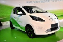 [2013中國(guó)年度綠色汽車]上汽榮威E50