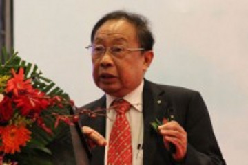 陈清泉：警惕动力电池政治投资