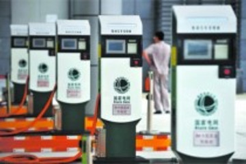 上海将增6000个充电桩 公交领域重点推广新能源车