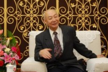 陈光祖:当代中国电动汽车产业大发展靠改革