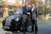 英國(guó)首相卡梅倫會(huì)見吉利李書福