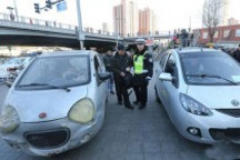 北京严查老年代步车 未悬挂号牌记12分