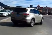 新款漢蘭達(dá)混合動(dòng)力路試