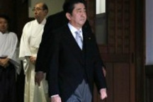 日系车担忧在中国再遭抵制 首相拜“鬼”埋隐患