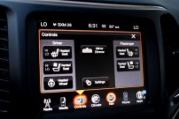 菲亚特Uconnect系统亮相2014年北美车展