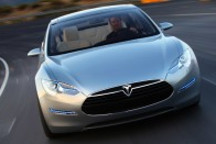 微型电动车小幅试点 巨头特斯拉大举进军