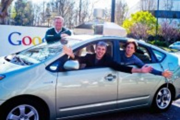 谷歌获新专利：无人汽车上门接送顾客