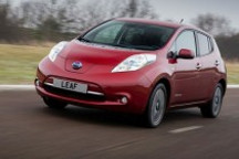 2014日產(chǎn)聆風(fēng)電動汽車試駕