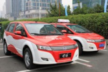 北汽與比亞迪電動出租車對比：各有所長