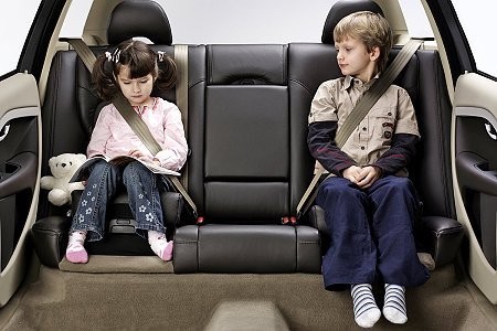 車載安全裝備流行 科技是幫手還是干擾