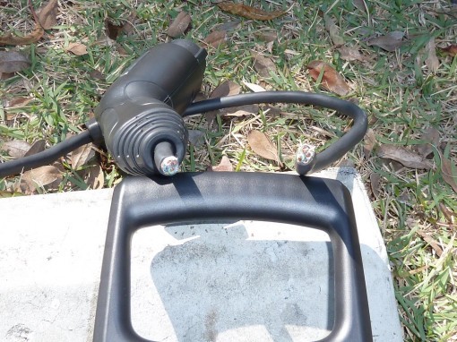 充電器遭毀怎么辦？業(yè)內(nèi)人士建議”要充電請自費”