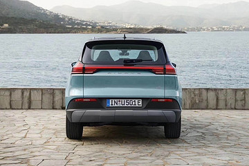 爱驰进军以色列，暴风雪中逆行的国际航班