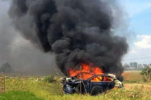 特斯拉越“撞”越“火”为哪般？