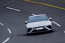 哪吒汽車來了一位品牌官