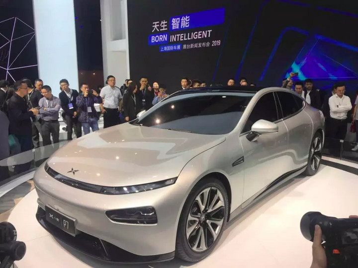 何小鹏讲解 P7 跑进4秒俱乐部NEDC续航600KM P7牛在哪？