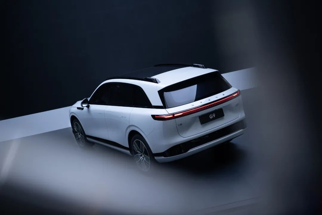 G9首發(fā)亮相，小鵬汽車總裁夏珩：我們相信比特斯拉做得好