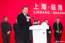马斯克访华特斯拉上海工厂破土动工，蔚来们的窗口期过去了！？