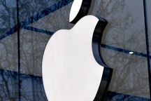 FBI 逮捕又一名华裔苹果无人车工程师，再次指控窃取机密，事涉中国公司