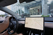 特斯拉再降价，老车主不伤？帮小鹏汽车解了围？