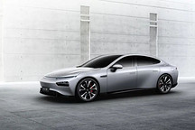 小鹏P7官宣706km续航后进入“修罗场”