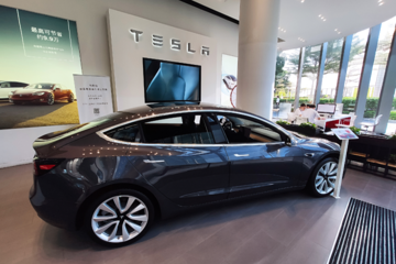 补贴退坡前夜探店：蔚来表示无所谓，特斯拉说少选配，小鹏要给优惠