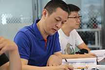 专访李斌：EC6用什么硬怼ModelY，单电机怎么就是耍流氓？