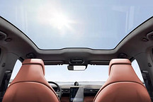 势不可挡！蔚来Q2迎来历史性转折：卖车毛利高达9.7%，收入暴涨 171%