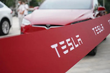 拼多多在碰瓷特斯拉？是的，毫无疑问！但武汉车主为何拒绝特斯拉的「弥补」?