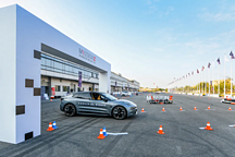 極氪的最樂(lè)觀與最悲觀